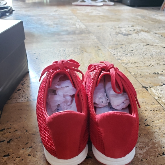 Y-3 Yohji Yamamoto red mesh sneakers - Picture 3 of 4